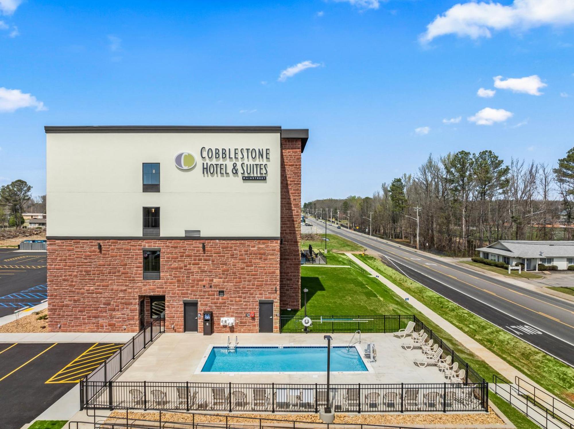 Cobblestone Hotel & Suites - Cullman Bagian luar foto
